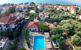 Magda Studios & Apartments